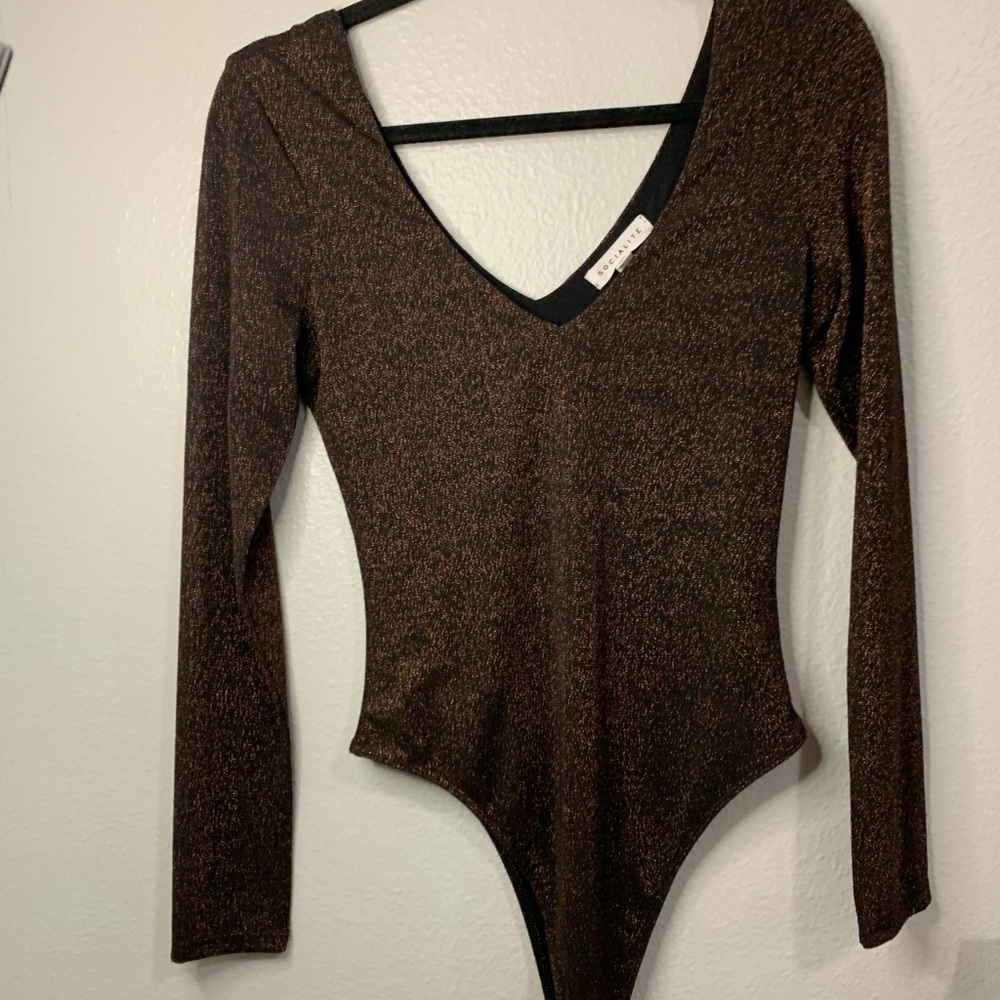 Glittery bodysuit ✨